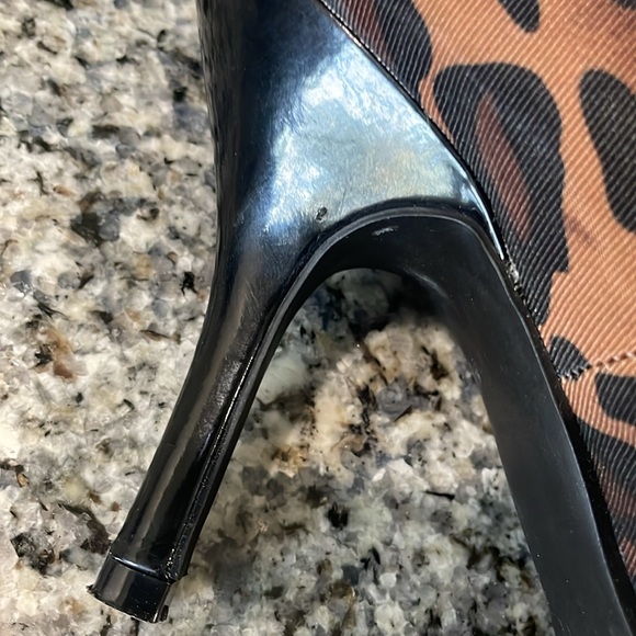 Rampage Leopard Pumps - Picture 7 of 9